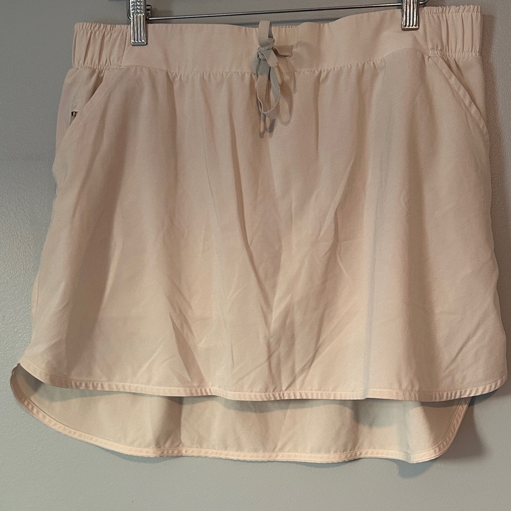 All in Motion Cream Skort with pockets, XL